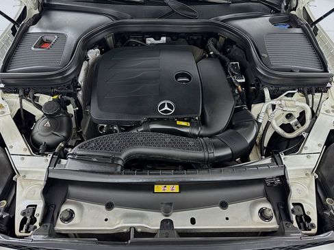 Used 2022 Mercedes-Benz GLC 300 image 10