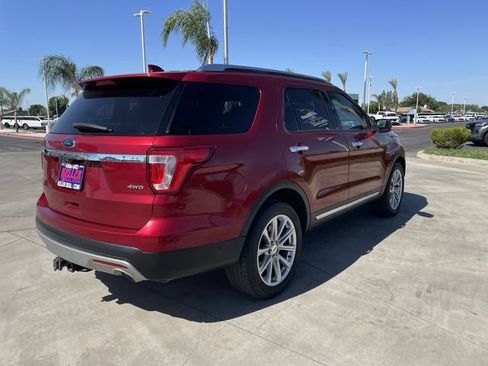 Used 2016 Ford Explorer Limited w/ Equipment Group 301A AWD/4WD image 8