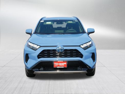 Certified 2022 Toyota RAV4 SE w/ Convenience Package AWD/4WD image 2