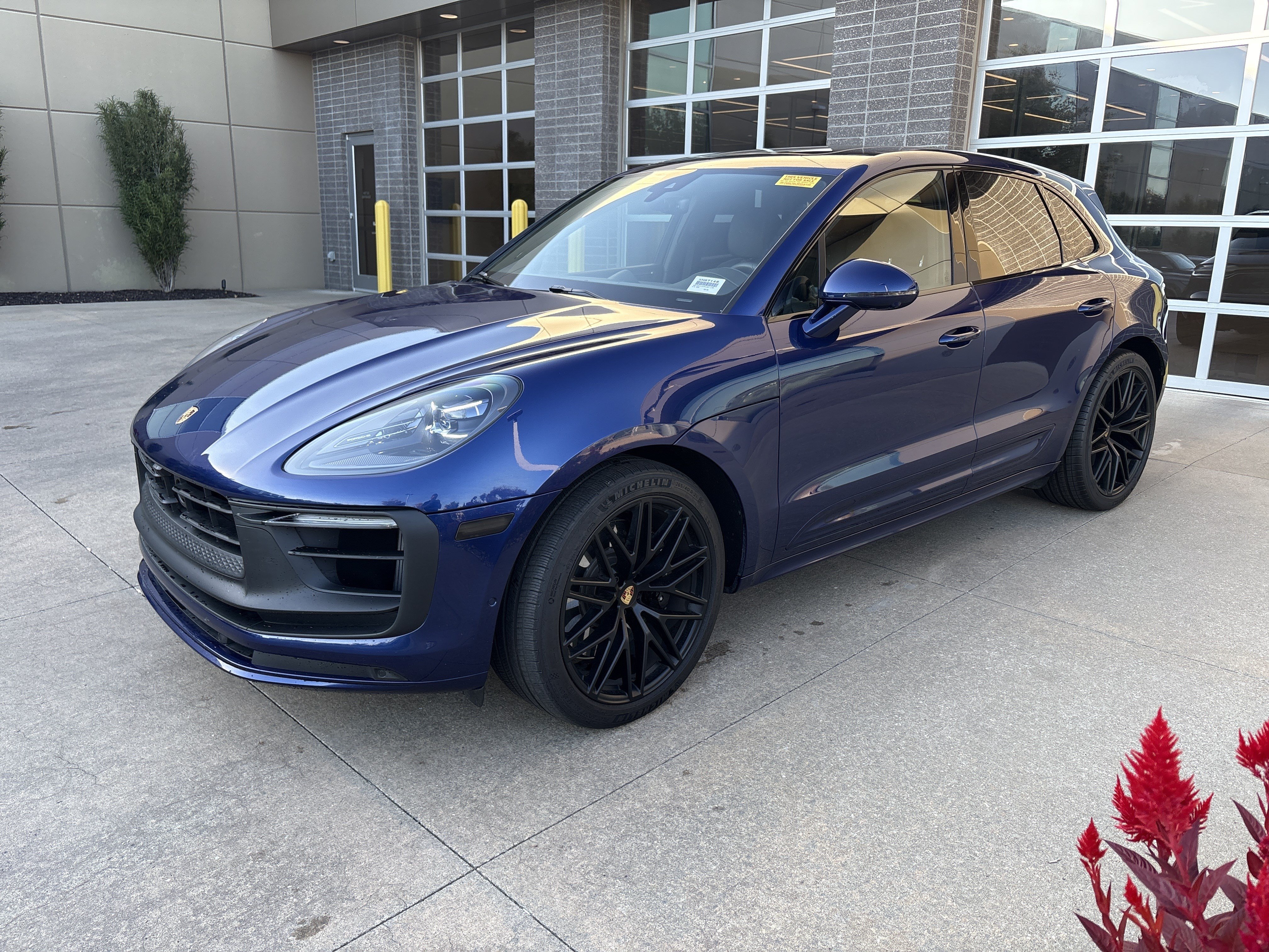 Used 2024 Porsche Macan GTS AWD/4WD image 29