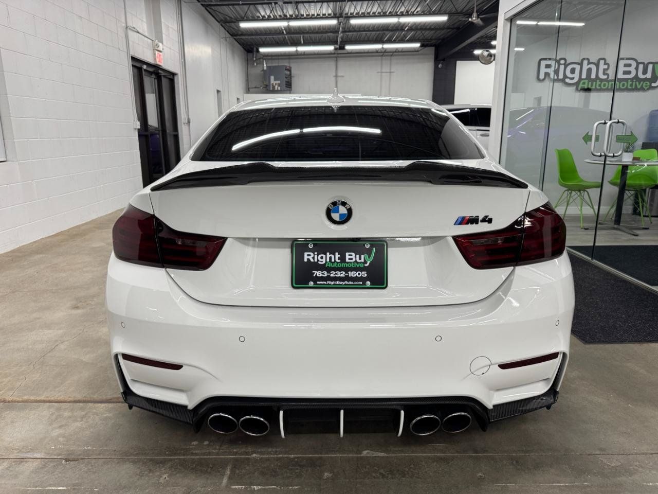 Used 2015 BMW M4 Coupe RWD image 5