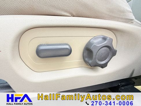 Used 2014 Ford Explorer FWD image 25