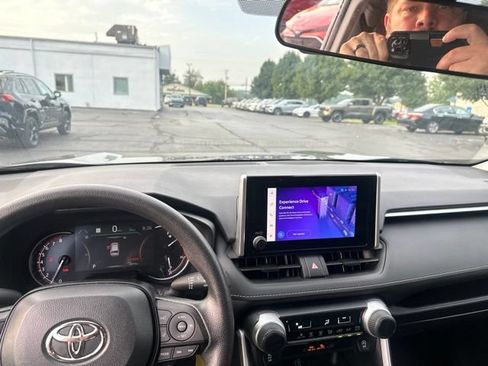 Used 2024 Toyota RAV4 LE FWD image 12