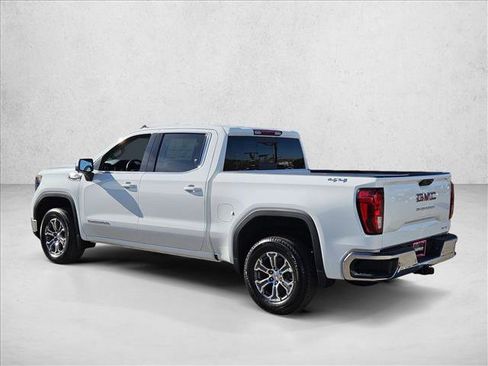 New 2026 GMC Sierra 1500 SLE w/ Preferred Package image 9