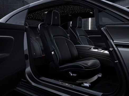 New 2026 Rolls-Royce Spectre Black Badge image 4