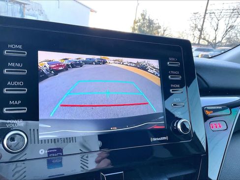 Used 2023 Toyota Camry SE image 25