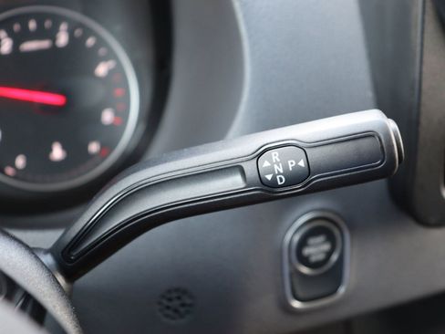 Used 2025 Mercedes-Benz Sprinter 2500 image 41