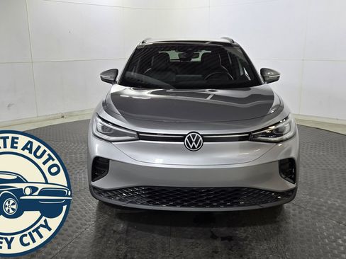 Used 2023 Volkswagen ID.4 Pro S image 2