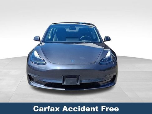Used 2023 Tesla Model 3 Standard Range RWD image 2