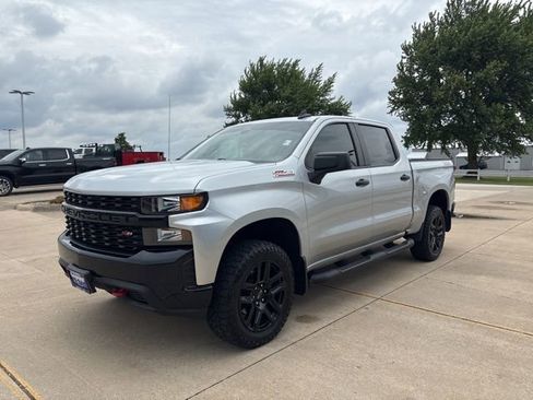 Used 2021 Chevrolet Silverado 1500 Custom Trail Boss w/ Safety Confidence Package AWD/4WD image 4