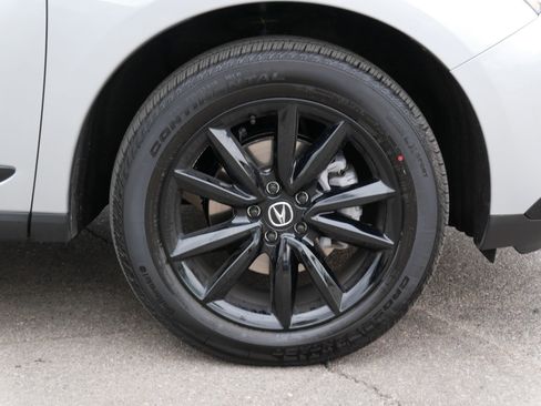 Certified 2025 Acura RDX SH-AWD image 15