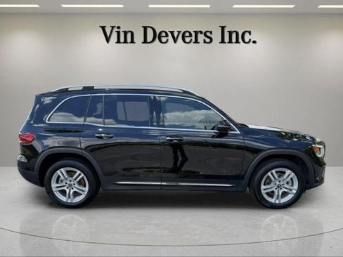 Used 2023 Mercedes-Benz GLB 250 4MATIC image 10
