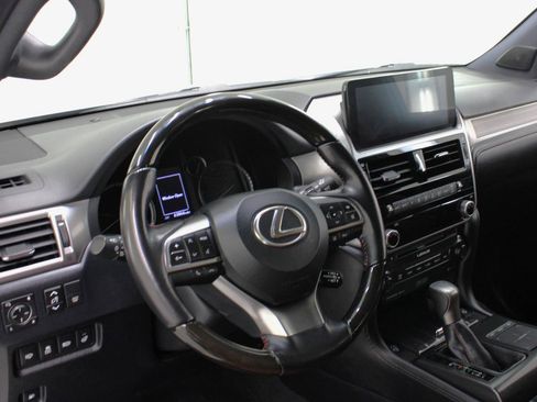 Used 2022 Lexus GX 460 Premium w/ Accessory Package AWD/4WD image 28