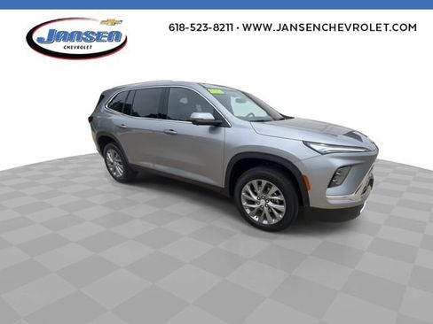 Used 2025 Buick Enclave Preferred AWD/4WD image 2