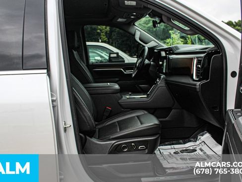 Used 2025 GMC Sierra 3500 Denali w/ Denali Reserve Package AWD/4WD image 20