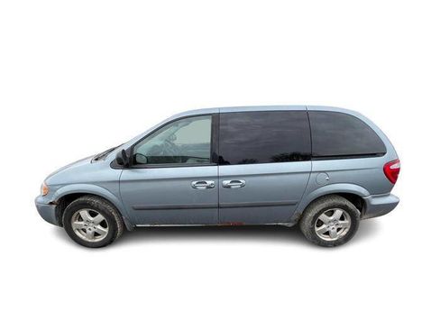 Used 2006 Dodge Caravan SXT image 2