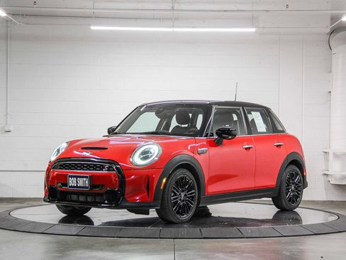 Certified 2023 MINI Cooper S image 3