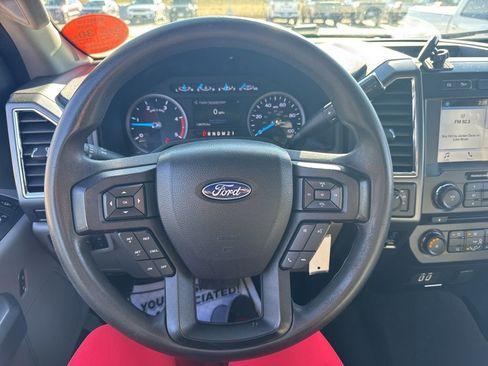 Used 2017 Ford F350 XLT image 9