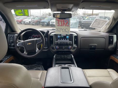 Used 2015 Chevrolet Silverado 1500 LTZ image 21