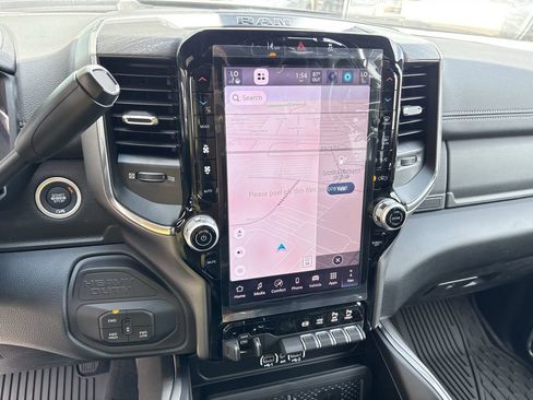 New 2026 RAM 3500 Laramie AWD/4WD image 23