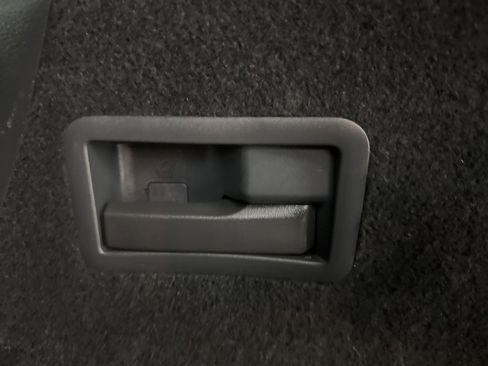 Used 2018 Nissan Murano AWD image 28