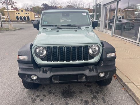 Used 2024 Jeep Wrangler Sport S image 48