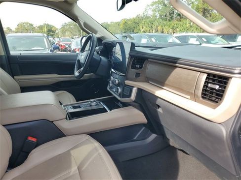 Used 2024 Ford Expedition Max Limited image 33