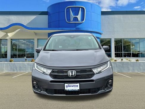 New 2026 Honda Odyssey Touring image 6