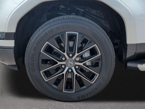 Certified 2025 Lexus GX 550 w/ Accessory Package (2T) AWD/4WD image 7