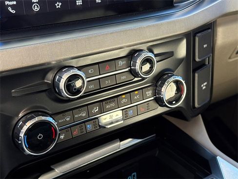 Used 2025 Ford F450 Platinum w/ Platinum Plus Package image 26