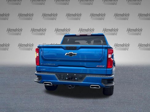 Used 2022 Chevrolet Silverado 1500 RST w/ Z71 Off-Road Package AWD/4WD image 9