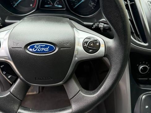 Used 2015 Ford Escape SE image 36