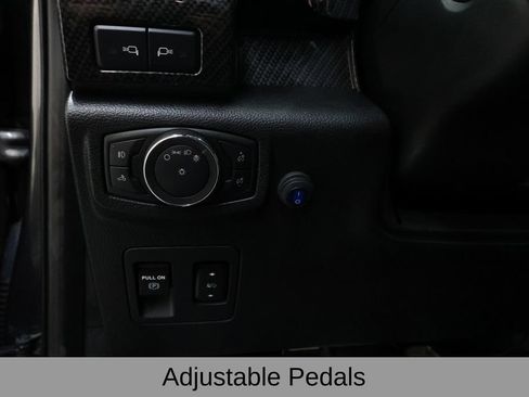 Used 2020 Ford F150 Lariat w/ Equipment Group 502A Luxury AWD/4WD image 34