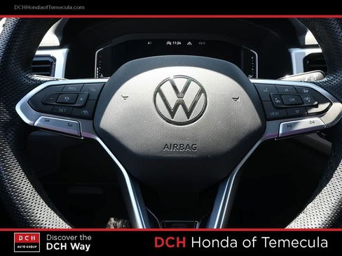 Used 2023 Volkswagen Atlas Cross Sport SEL R-Line AWD/4WD image 9