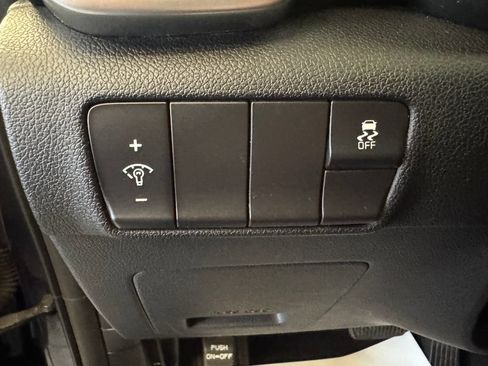 Used 2018 Kia Sportage LX AWD/4WD image 18