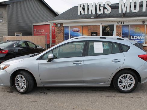 Used 2017 Subaru Impreza 2.0i Premium image 2