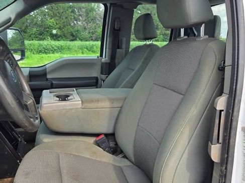 Used 2021 Ford F250 XL w/ Power Equipment Group RWD image 7