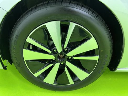 Used 2019 Nissan Altima 2.5 SL FWD image 14