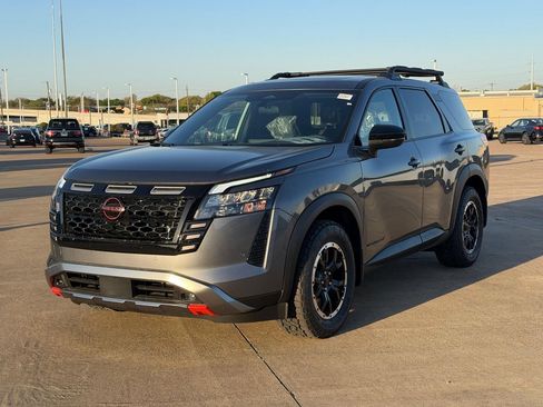 New 2026 Nissan Pathfinder Rock Creek w/ Rock Creek Premium Package AWD/4WD image 2