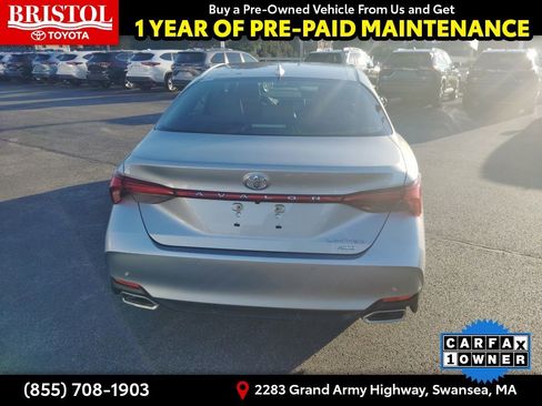 Used 2021 Toyota Avalon Limited image 6