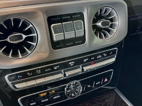 Certified 2022 Mercedes-Benz G 63 AMG 4MATIC image 17
