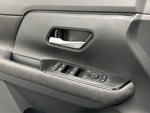 New 2026 Nissan Kicks SV image 16