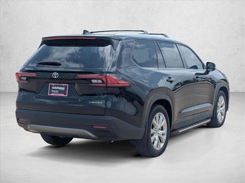 New 2026 Toyota Grand Highlander FWD image 2