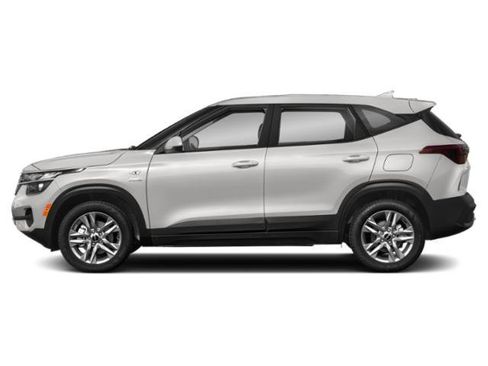Used 2023 Kia Seltos LX AWD/4WD image 3