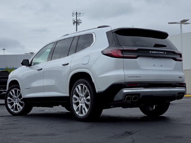 Used 2024 GMC Acadia Denali w/ Super Cruise Package FWD image 18