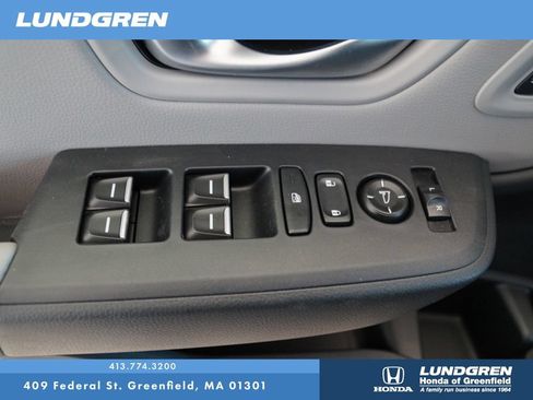 Used 2025 Honda Pilot EX-L image 15
