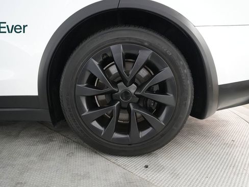Used 2023 Tesla Model X AWD/4WD image 9