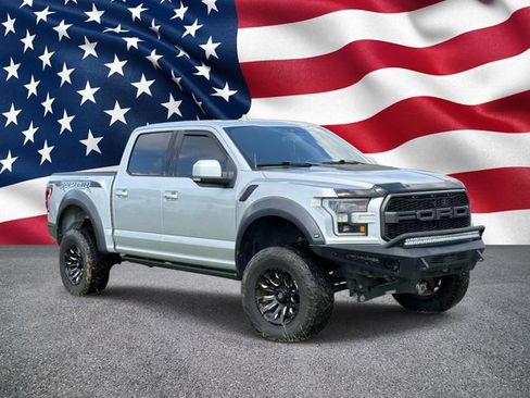 Used 2019 Ford F150 Raptor w/ Equipment Group 802A Luxury AWD/4WD image 14