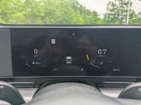 Used 2024 Hyundai Kona Limited AWD/4WD image 23