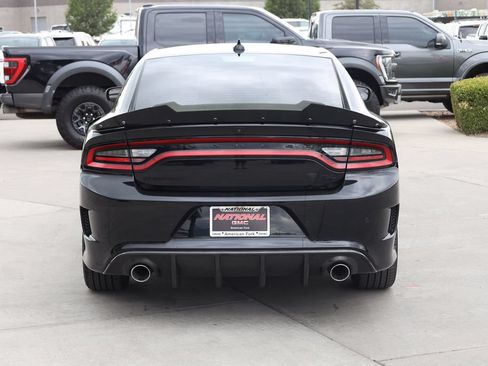 Used 2022 Dodge Charger R/T w/ Blacktop Package RWD image 5